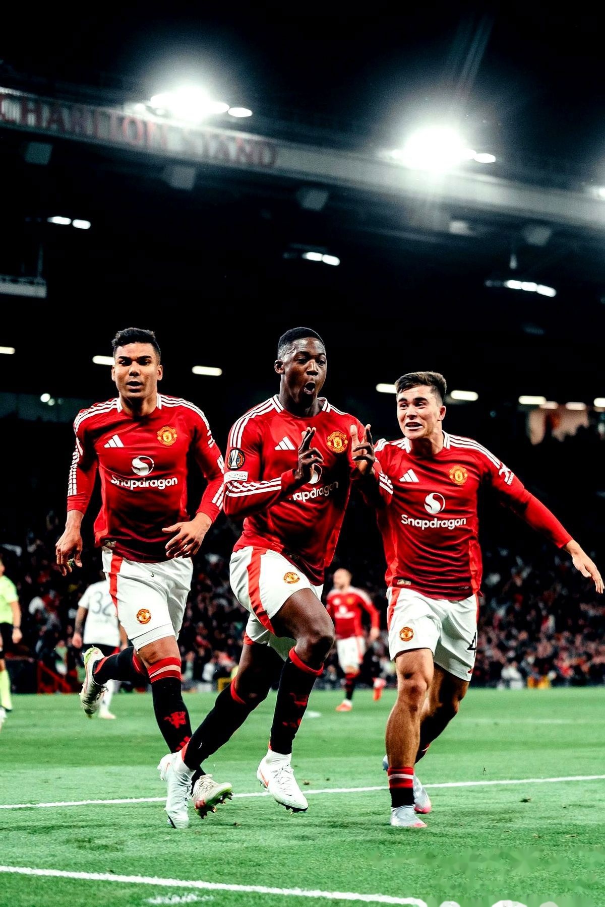 开云注册-清晨突围战来临，曼联围绕意甲回应争议，底气十足，年轻球员得到机会的简单介绍-开云注册